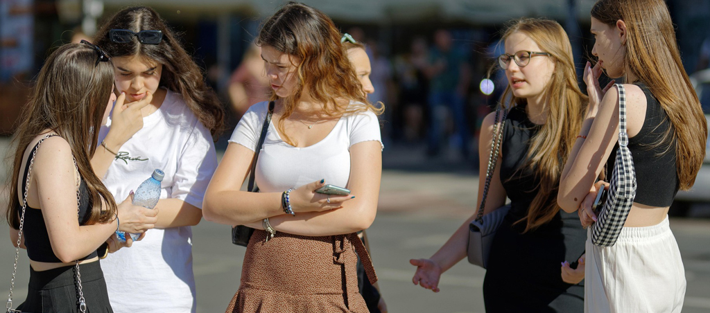 teen girls mental health